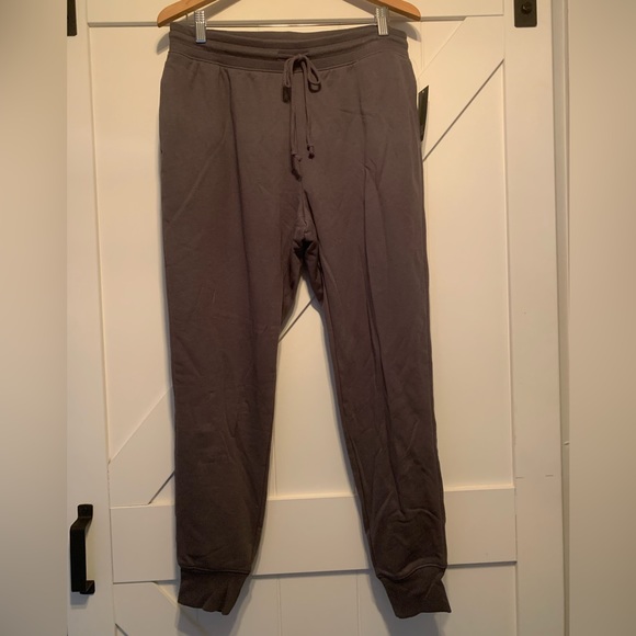 NWT Wild Fable Grey Women’s Joggers Size Large - Picture 1 of 6